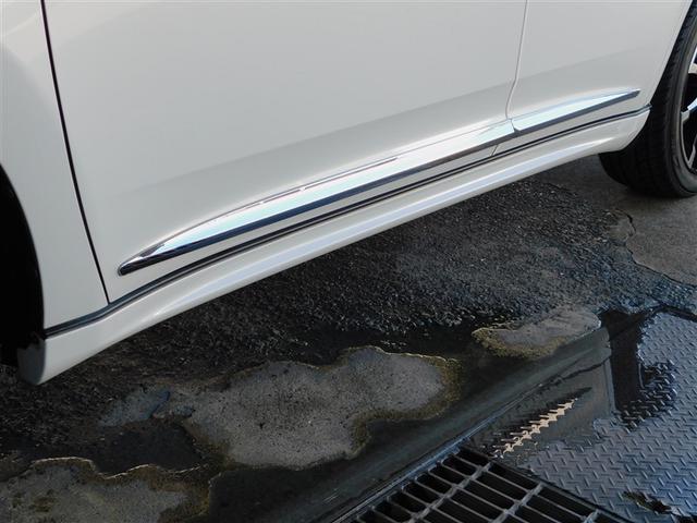 ハリアー プレミアム　エアロ付　カーテンエアバッグ　クルーズＣ　Ｂカメラ　電動パワーシート　ＬＥＤライト　メモリナビ　横滑り防止機能　オートエアコン　Ａストップ　エアバッグ　ＡＷ　ＤＶＤ再生可　パワーウィンドウ　ナビ＆ＴＶ（33枚目）