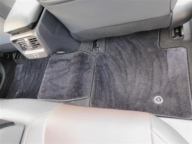 クラウンクロスオーバー ＲＳアドバンスド　衝突回避　元試乗車　オートクルーズコントロール　横滑り防止　フルセグＴＶ　パワーシート　レザーシート　ＬＥＤ　アルミホイール　ＡＣ１００Ｖ　スマートキー　ＡＢＳ　ＴＶ　フルオートエアコン　ＥＴＣ（8枚目）