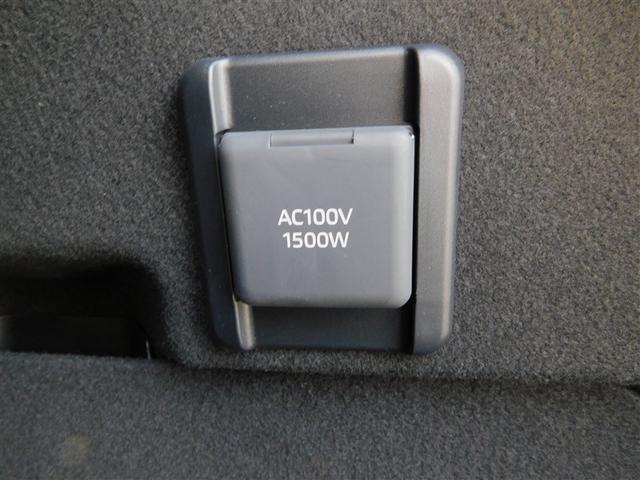 クラウンクロスオーバー ＲＳアドバンスド　衝突回避　元試乗車　オートクルーズコントロール　横滑り防止　フルセグＴＶ　パワーシート　レザーシート　ＬＥＤ　アルミホイール　ＡＣ１００Ｖ　スマートキー　ＡＢＳ　ＴＶ　フルオートエアコン　ＥＴＣ（11枚目）