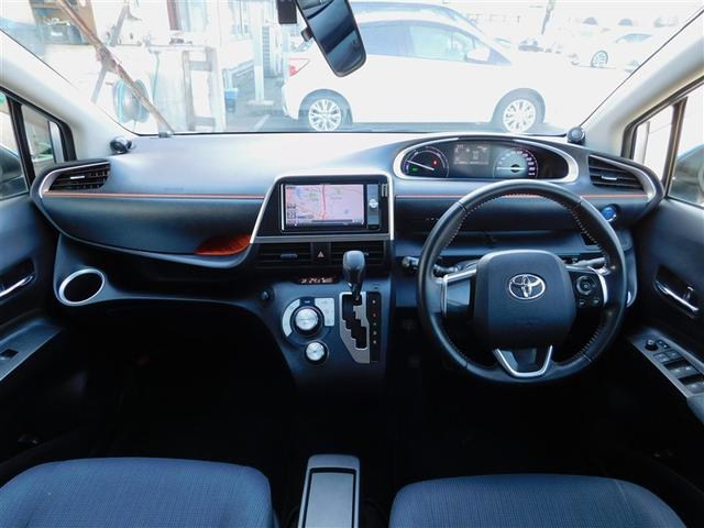 シエンタ ハイブリッドG LEDライト Bカメラ 地デジ DVD キーフリー スマキー 横滑り防止システム ナビTV ETC ドライブレコーダー イモビライザー 運転席エアバック メディアプレイヤー接続 アルミホイール PW(5枚目)