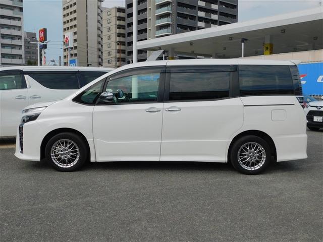 ヴォクシー ハイブリッドZS 煌III ドライブレコーダ 地デジTV リヤカメラ 1オナ車 Wエアコン スマートキー ミュージックプレイヤー接続可 DVD再生可 クルコン VSC キーレス アルミホイール ナビ&TV LEDヘッドランプ(2枚目)