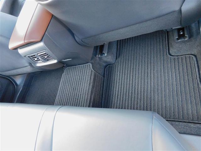 ハリアー Ｇ　衝突回避ブレーキ　ＡＵＸ接続　セキュリティーアラーム　ＡＡＣ　バックモニタ－　１オーナ　横滑防止装置　ＬＥＤランプ　スマキー　キーフリー　ＡＷ　ＥＴＣ車載器　ＰＳ　パワーウインドウ　パワ－シ－ト　ＴＶ（8枚目）