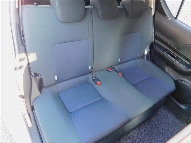 アクア Ｓ　スマートキープッシュスタート　キーレスエントリ　ＬＥＤヘッドライト　フルセグ地デジ　イモビ　ナビ＆ＴＶ　ワンオーナー車　オートエアコン　デュアルエアバック　ＥＳＣ　Ｂカメラ　パワーウィンドウ　ＥＴＣ（7枚目）