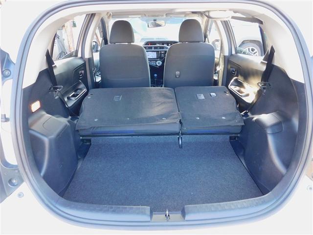 アクア Ｓ　スマートキープッシュスタート　キーレスエントリ　ＬＥＤヘッドライト　フルセグ地デジ　イモビ　ナビ＆ＴＶ　ワンオーナー車　オートエアコン　デュアルエアバック　ＥＳＣ　Ｂカメラ　パワーウィンドウ　ＥＴＣ（10枚目）