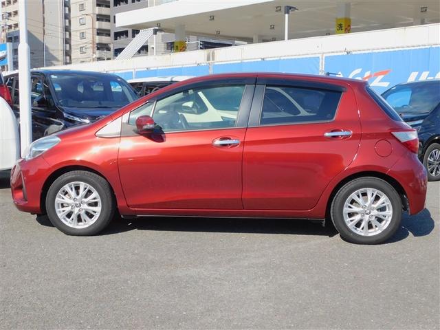 ヴィッツ F アミー ABS 横滑り防止装置 フルオートエアコン LEDライト エアバッグ ナビTV 盗難防止装置 Bモニター メモリーナビ フルセグTV ワンオーナー 衝突被害軽減システム スマートキー DVD再生(2枚目)