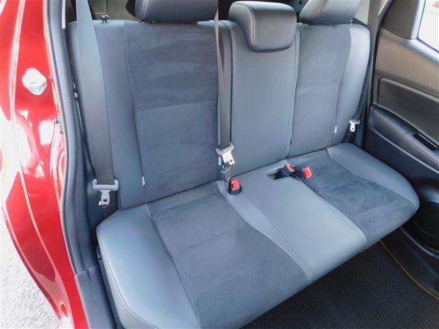 ヴィッツ F アミー ABS 横滑り防止装置 フルオートエアコン LEDライト エアバッグ ナビTV 盗難防止装置 Bモニター メモリーナビ フルセグTV ワンオーナー 衝突被害軽減システム スマートキー DVD再生(7枚目)