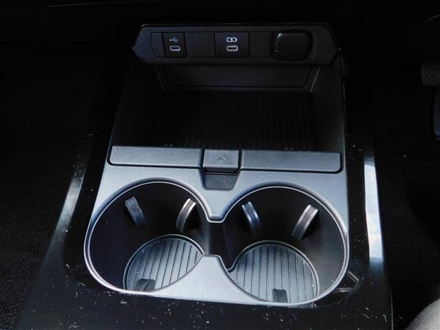 プリウス Ｚ　リアカメラ　プリクラッシュ　ＰＷシート　１オーナ　ＡＣ１００Ｖ電源　ＬＥＤランプ　オートクルーズ　アルミホイール　ＡＣ　運転席エアバッグ　横滑り防止装置　ＥＴＣ付　盗難防止システム　パワーウインドウ（27枚目）