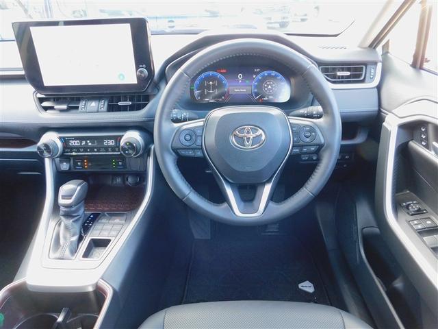 ＲＡＶ４ Ｇ　Ｂカメラ　ＴＶ　パワーウインドウ　カーテンエアバック　運転席パワーシート　イモビライザー　地デジ　キーレス　ＥＴＣ付　ＬＥＤヘッドライ　クルコン　オートエアコン　横滑り防止装置　４ＷＤ車　エアバッグ（4枚目）