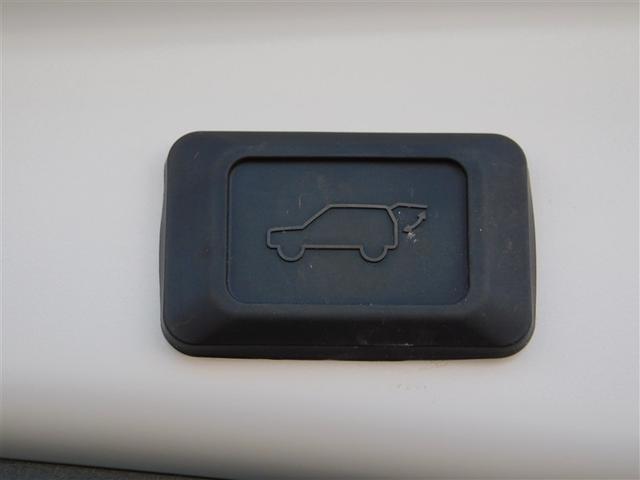 ＲＡＶ４ Ｇ　Ｂカメラ　ＴＶ　パワーウインドウ　カーテンエアバック　運転席パワーシート　イモビライザー　地デジ　キーレス　ＥＴＣ付　ＬＥＤヘッドライ　クルコン　オートエアコン　横滑り防止装置　４ＷＤ車　エアバッグ（13枚目）