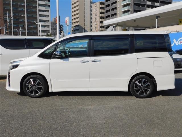 ヴォクシー ZS 煌 地上デジタル TSS 両側パワードア アイドリングストップ車 パワーウィンド 横滑防止 1オーナ 整備記録簿 DVD可 盗難防止装置 スマートエントリー Bカメラ AUX LEDヘッドライト ETC(2枚目)