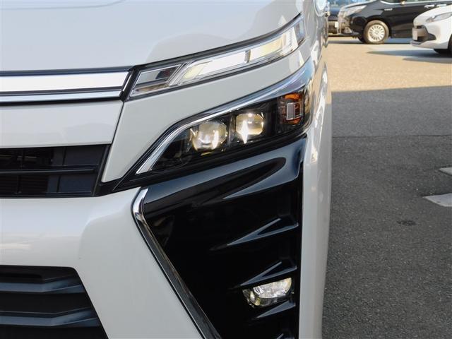 ヴォクシー ZS 煌 地上デジタル TSS 両側パワードア アイドリングストップ車 パワーウィンド 横滑防止 1オーナ 整備記録簿 DVD可 盗難防止装置 スマートエントリー Bカメラ AUX LEDヘッドライト ETC(31枚目)