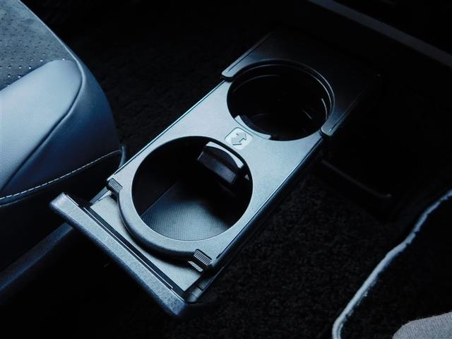 ヴォクシー ZS 煌III プリクラッシュ スマートキ アイスト 記録簿付き 横滑り防止装置 ナビTV アルミ 三列シート WAC 盗難防止 オートエアコン キーレス ETC装備 パワステ メモリナビ クルコン ABS AUX(25枚目)