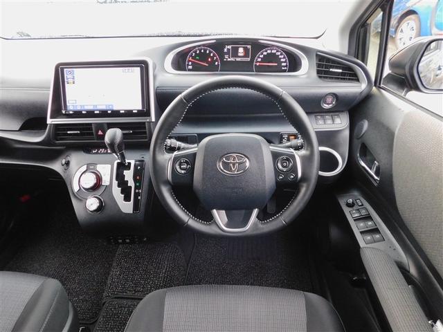 シエンタ Ｇ　セーフティーエディション　ＴＳＳ　両側電動ドア　オートエアコン　フルセグＴＶ　スマートキー　盗難防止装置　ＥＴＣ　ＤＶＤ　ワンオーナー車　アイドリングストップ　キーレス　３列シート　メモリーナビ　ＡＢＳ　バックモニター（4枚目）