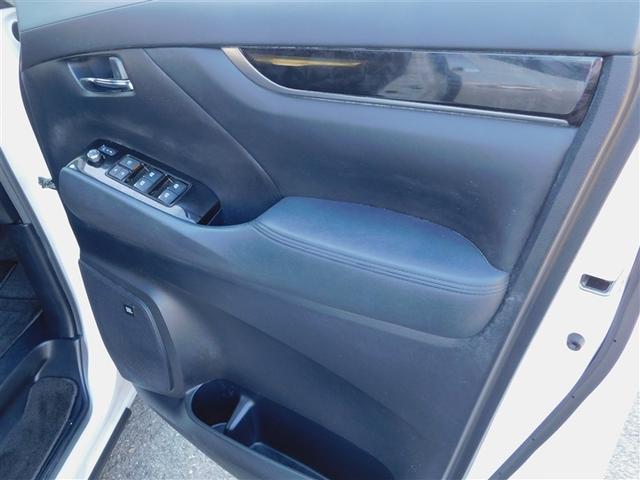 ヴェルファイア 2.5Z ゴールデンアイズ ETC付き 地デジ DVD Bカメラ 両側自動ドア Dレコ オートクルーズ メモリーナビ LEDヘッドランプ アルミ 3列シート ミュージックプレイヤー接続可 サイドエアバッグ キーレス リアエアコン(32枚目)