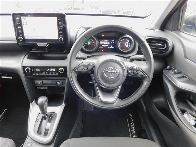 ヤリスクロス ハイブリッドG TSS イモビライザー バックモニタ- エアコン インテリキー パワーウィンド ワンオーナ Wエアバック オートクルーズ メディアプレイヤー接続 キーフリー ドライブレコーダー 横滑防止装置 アルミ(4枚目)