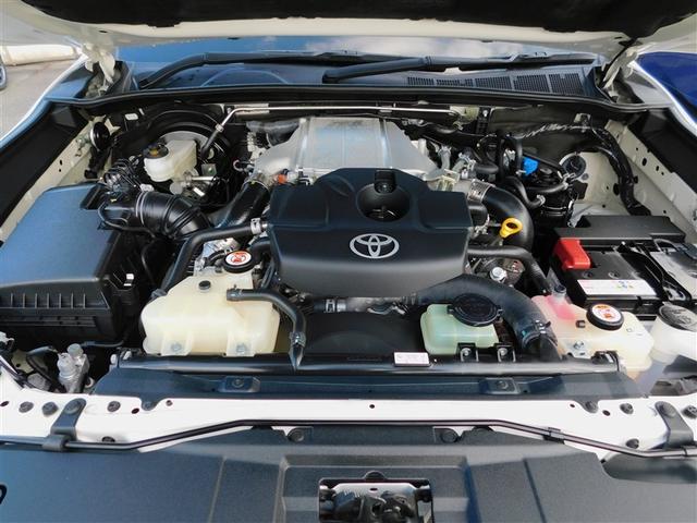 �Q�D�S�k�N���[���f�B�[�[���^�[�{�G���W��