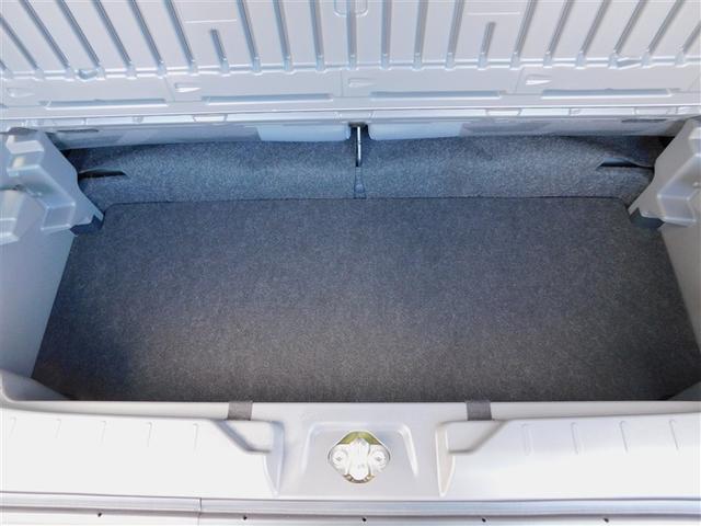 �������[