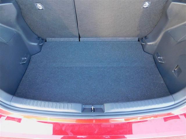 ヤリス ハイブリッドＺ　ＰＣＳ　整備記録簿　ＤＶＤ　地デジ　ＡＷ　Ｂカメラ　ドラレコ付　ＬＥＤランプ　スマキー　ＥＴＣ付き　テレビ　メディアプレイヤー接続　ＶＳＣ　パワステ　１オナ車　クルコン　カーテンエアバック　キーフリー（11枚目）