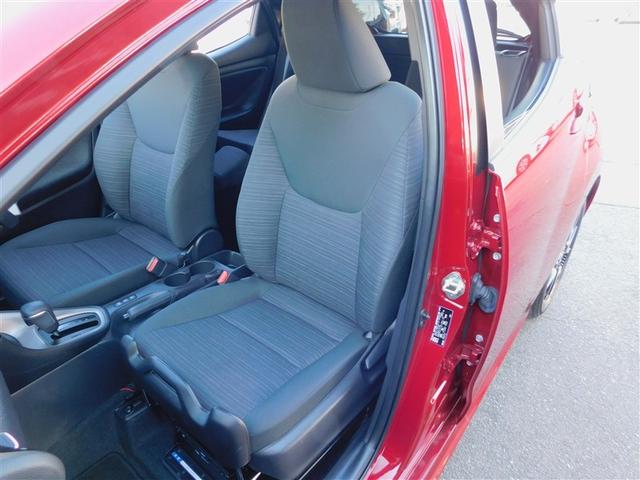 ヤリス ハイブリッドＺ　ＰＣＳ　整備記録簿　ＤＶＤ　地デジ　ＡＷ　Ｂカメラ　ドラレコ付　ＬＥＤランプ　スマキー　ＥＴＣ付き　テレビ　メディアプレイヤー接続　ＶＳＣ　パワステ　１オナ車　クルコン　カーテンエアバック　キーフリー（14枚目）