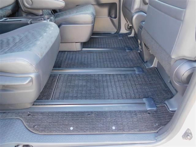 �t���b�g�Ń��C�h�ȑ����X�y�[�X