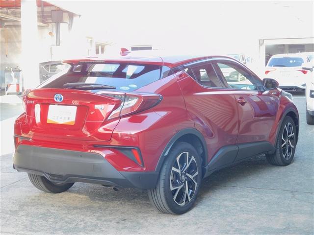 C-HR G エマージェンシーブレーキ カーテンエアバック ESC パワーウインドウ バックモニタ- パワステ LEDヘッドライ TVナビ キーレスエントリー 半革シート フルオートエアコン AW AUX ETC付(4枚目)