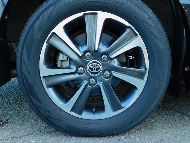 ヴォクシー ＺＳ　煌ＩＩＩ　バックガイドモニタ　両側Ｐドア　ＡＷ　メディアプレイヤー接続　ＬＥＤライト　Ａストップ　リアオートエアコン　イモビ　スマートキープッシュスタート　ワンオーナ　ＤＶＤ再生可　ＥＴＣ装備　キーレス　ＡＢＳ（28枚目）