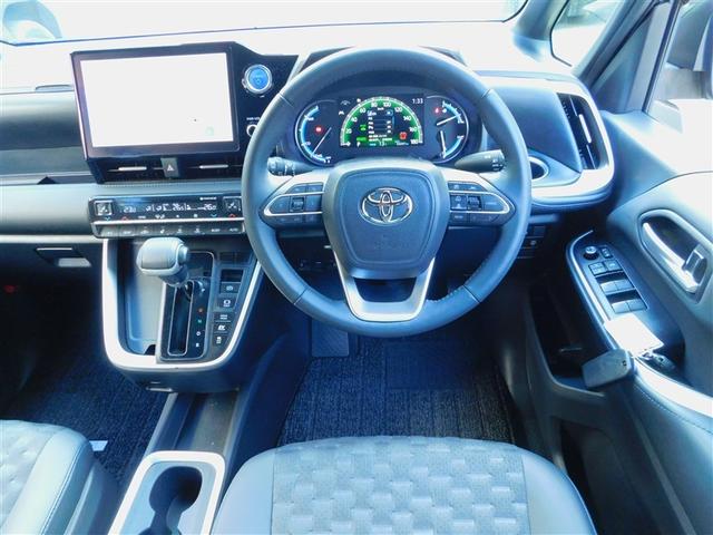 ヴォクシー ハイブリッドS-Z 両側Pドア カーテンエアバック スマキ プリクラッシュセーフティシステム Wエアコン Rカメラ DVDプレーヤー 地デジ アルミ 100V テレビ クルーズコントロール 横滑り防止機能 LEDランプ(5枚目)