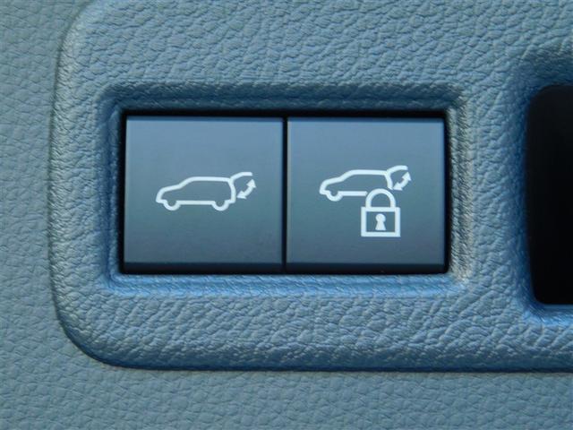 ハリアーハイブリッド Ｚ　アルミホイル　リヤカメラ　記録簿有　電動パワーシート　Ａクルコン　フルセグテレビ　ＡＵＸ　ＬＥＤライト　盗難防止装置　横滑り防止機能　ナビＴＶ　キーレス　ＥＴＣ付　スマートキー　ＡＢＳ　エアバッグ（13枚目）