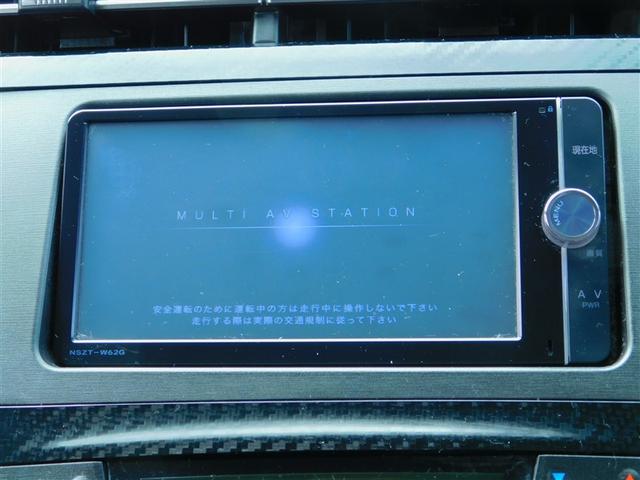 プリウス Ｓツーリングセレクション・Ｇ’ｓ　横滑防止　スマキー　サイドエアバッグ　運転席エアバッグ　リアカメラ　アルミ　ナビ＆ＴＶ　助手席エアバッグ　ＤＶＤ再生機能　イモビライザー　地デジＴＶ　キーレスエントリー　メモリーナビ　１オーナー　ＡＣ（14枚目）