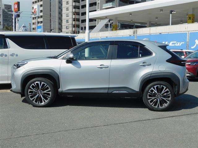 ヤリスクロス ハイブリッドZ AC100V スマートエントリー Bカメ ワンオ-ナ- 横滑り防止 フルセグTV 点検記録簿 TV LEDライト クルーズC ETC付き アルミホイール 助手席エアバッグ オートエアコン パワステ(3枚目)