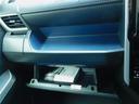 助手席側の収納スペース