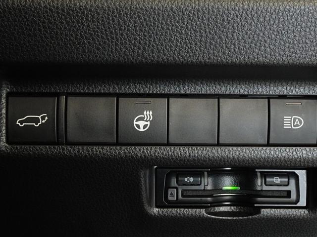 RAV4 ハイブリッドG 衝突被害軽減システム メモリーナビ フルセグ 後席モニター バックカメラ ETC ドラレコ LEDヘッドランプ 4WD スマートキー(17枚目)