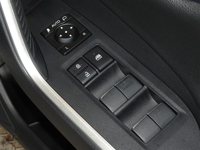 RAV4 ハイブリッドG 衝突被害軽減システム メモリーナビ フルセグ 後席モニター バックカメラ ETC ドラレコ LEDヘッドランプ 4WD スマートキー(18枚目)