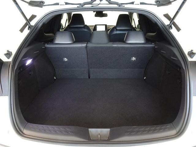 Ｃ－ＨＲ Ｇ　モード　ネロ　セーフティプラス　衝突被害軽減システム　メモリーナビ　フルセグ　バックカメラ　ＥＴＣ　フルエアロ　ＬＥＤヘッドランプ　スマートキー（18枚目）