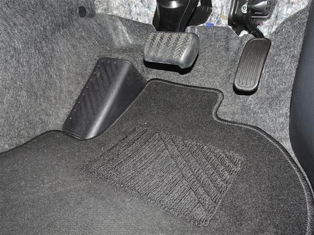 ヤリス ハイブリッドX 衝突被害軽減システム メモリーナビ バックカメラ ETC(10枚目)