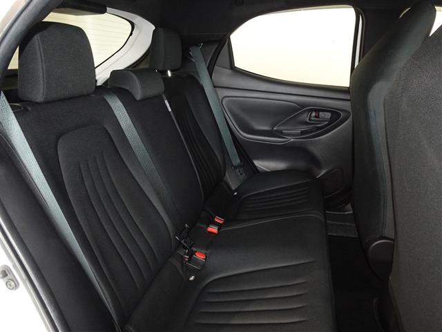 ヤリス ハイブリッドX 衝突被害軽減システム メモリーナビ バックカメラ ETC(17枚目)