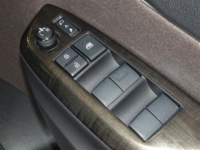 ヤリスクロス ハイブリッドＺ　衝突被害軽減システム　メモリーナビ　フルセグ　バックカメラ　ＥＴＣ　フルエアロ　ＬＥＤヘッドランプ　スマートキー（17枚目）