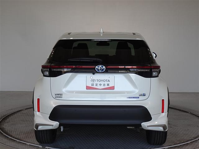 ヤリスクロス ハイブリッドＺ　衝突被害軽減システム　メモリーナビ　フルセグ　バックカメラ　ＥＴＣ　フルエアロ　ＬＥＤヘッドランプ　スマートキー（22枚目）