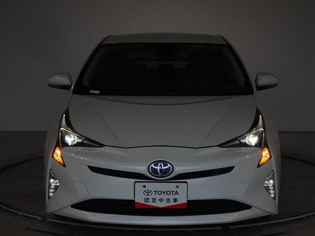 プリウス Ｓセーフティプラス　衝突被害軽減システム　メモリーナビ　フルセグ　バックカメラ　ＥＴＣ　ＬＥＤヘッドランプ　スマートキー（24枚目）