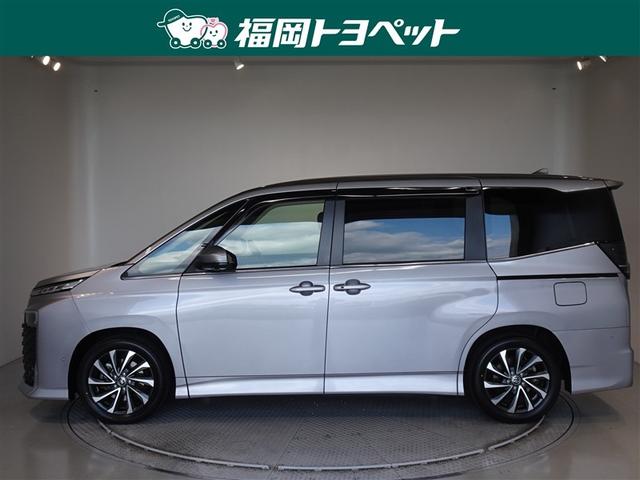 ヴォクシー ハイブリッドＳ－Ｚ　衝突被害軽減システム　メモリーナビ　フルセグ　後席モニター　バックカメラ　ＥＴＣ　両側電動スライド　３列シート　ＬＥＤヘッドランプ　スマートキー　乗車定員７人（2枚目）