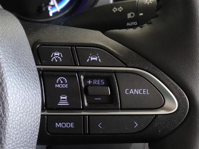 ヴォクシー ハイブリッドＳ－Ｚ　衝突被害軽減システム　メモリーナビ　フルセグ　後席モニター　バックカメラ　ＥＴＣ　両側電動スライド　３列シート　ＬＥＤヘッドランプ　スマートキー　乗車定員７人（12枚目）