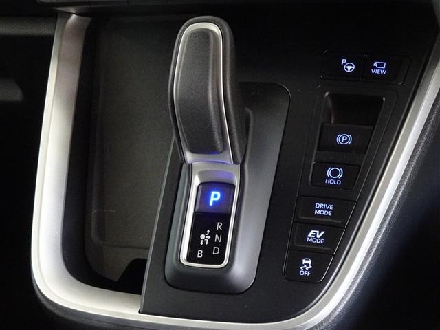 ヴォクシー ハイブリッドＳ－Ｚ　衝突被害軽減システム　メモリーナビ　フルセグ　後席モニター　バックカメラ　ＥＴＣ　両側電動スライド　３列シート　ＬＥＤヘッドランプ　スマートキー　乗車定員７人（16枚目）