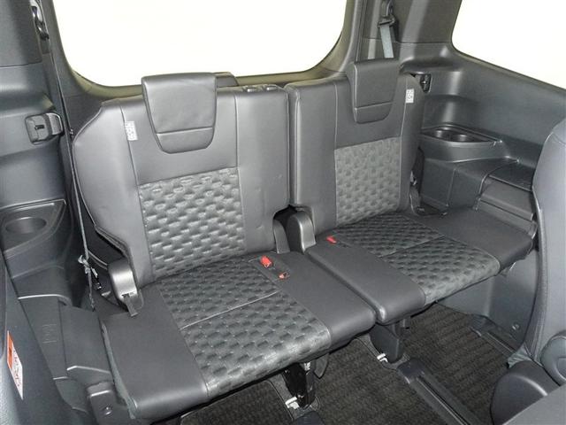 ヴォクシー ハイブリッドＳ－Ｚ　衝突被害軽減システム　メモリーナビ　フルセグ　後席モニター　バックカメラ　ＥＴＣ　両側電動スライド　３列シート　ＬＥＤヘッドランプ　スマートキー　乗車定員７人（21枚目）