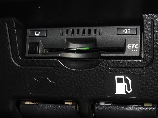 ルーミー カスタムＧ　衝突被害軽減システム　フルセグ　バックカメラ　ＥＴＣ　ドラレコ　両側電動スライド　ＬＥＤヘッドランプ　スマートキー（17枚目）