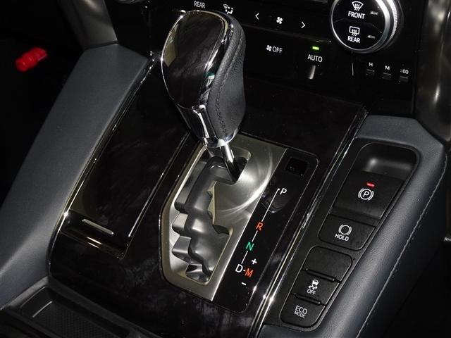 アルファード ２．５Ｓ　Ｃパッケージ　衝突被害軽減システム　メモリーナビ　後席モニター　バックカメラ　ＥＴＣ　両側電動スライド　フルエアロ　３列シート　ＬＥＤヘッドランプ　スマートキー　乗車定員７人（13枚目）