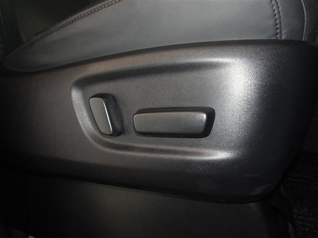 アルファード ２．５Ｓ　Ｃパッケージ　衝突被害軽減システム　メモリーナビ　後席モニター　バックカメラ　ＥＴＣ　両側電動スライド　フルエアロ　３列シート　ＬＥＤヘッドランプ　スマートキー　乗車定員７人（16枚目）