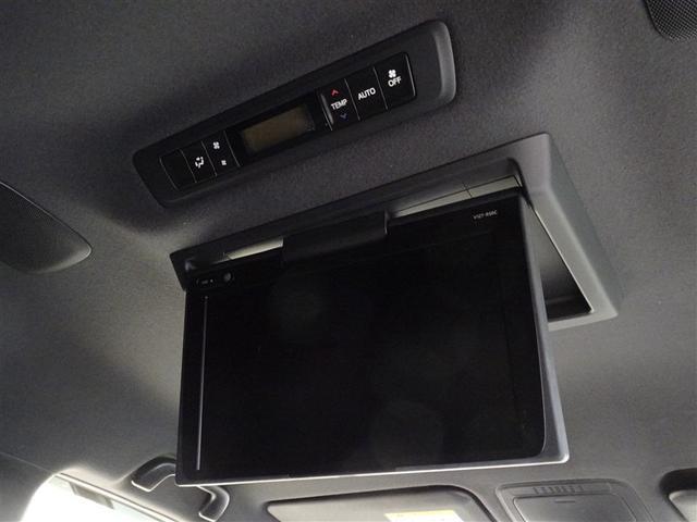 後席モニターを装備しています、後部座席の人も快適です。