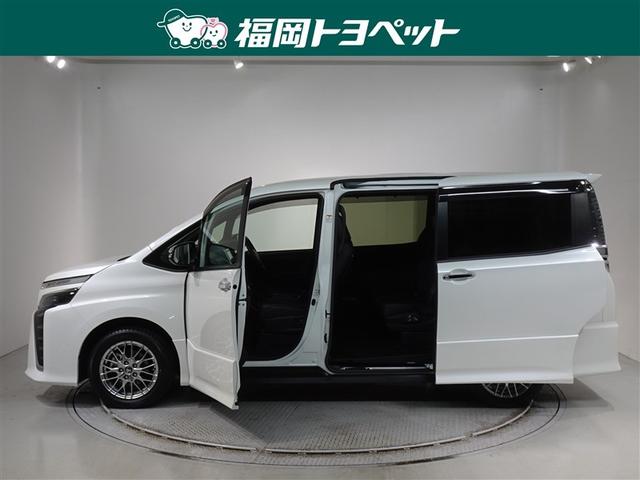 ヴォクシー ハイブリッドZS 煌III 衝突被害軽減システム メモリーナビ フルセグ バックカメラ ETC 両側電動スライド 3列シート LEDヘッドランプ スマートキー 乗車定員7人(17枚目)