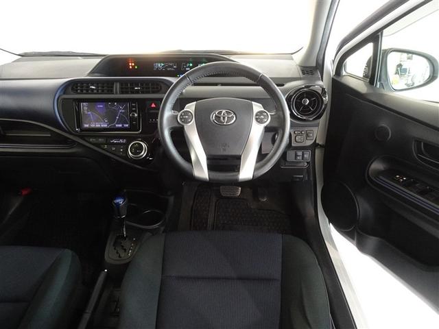 アクア Ｓ　衝突被害軽減システム　メモリーナビ　フルセグ　バックカメラ　ＥＴＣ　スマートキー（5枚目）