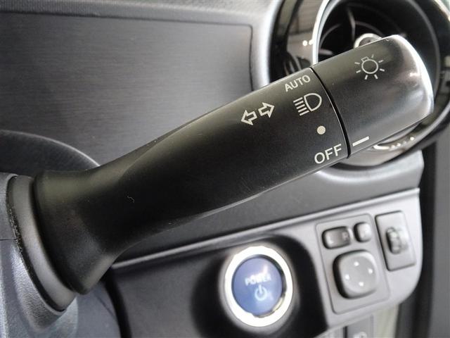 アクア Ｓ　衝突被害軽減システム　メモリーナビ　フルセグ　バックカメラ　ＥＴＣ　スマートキー（12枚目）